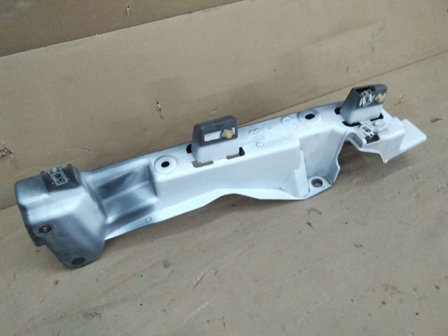 bontott RENAULT KANGOO Bal Sárvédő Oldaltartó