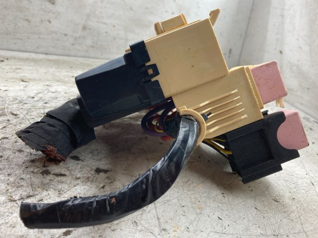 bontott RENAULT KANGOO Biztosítéktábla Doboz