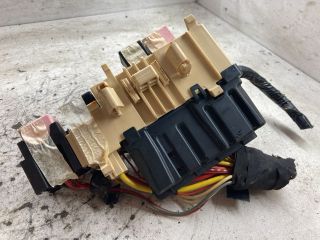 bontott RENAULT KANGOO Biztosítéktábla Doboz