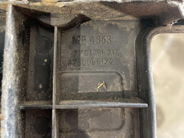 bontott RENAULT KANGOO Csomagtartó Burkolat (Műanyag)