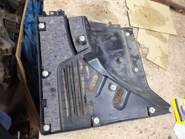 bontott RENAULT KANGOO Csomagtér Kárpit