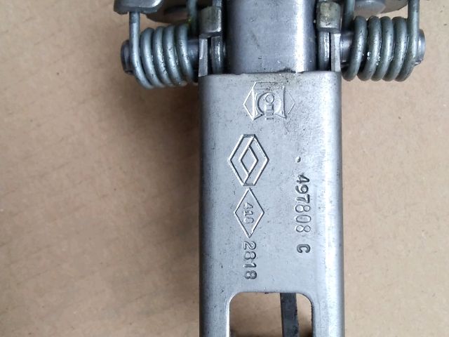 bontott RENAULT KANGOO Csomagtérajtó Ajtóhatároló