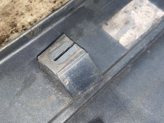 bontott RENAULT KANGOO Csomagtérajtó Díszléc