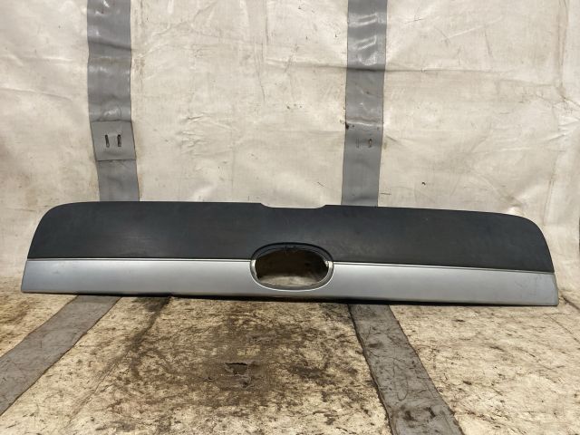 bontott RENAULT KANGOO Csomagtérajtó Díszléc