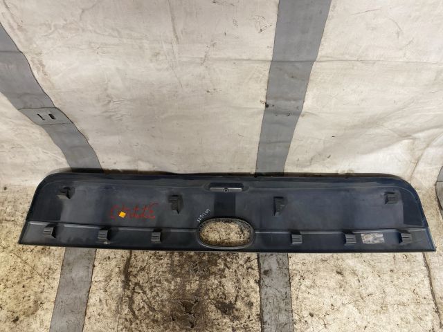 bontott RENAULT KANGOO Csomagtérajtó Díszléc