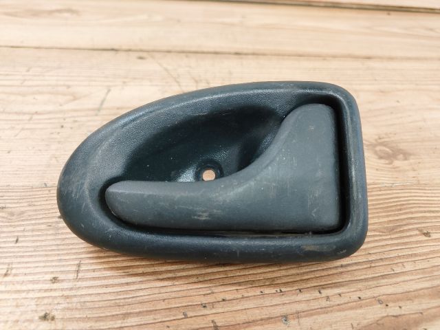 bontott RENAULT KANGOO Csomagtérajtó Kilincs