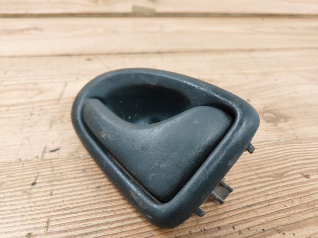 bontott RENAULT KANGOO Csomagtérajtó Kilincs