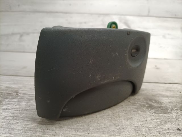 bontott RENAULT KANGOO Csomagtérajtó Kilincs