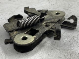 bontott RENAULT KANGOO Csomagtérajtó Zárszerkezet