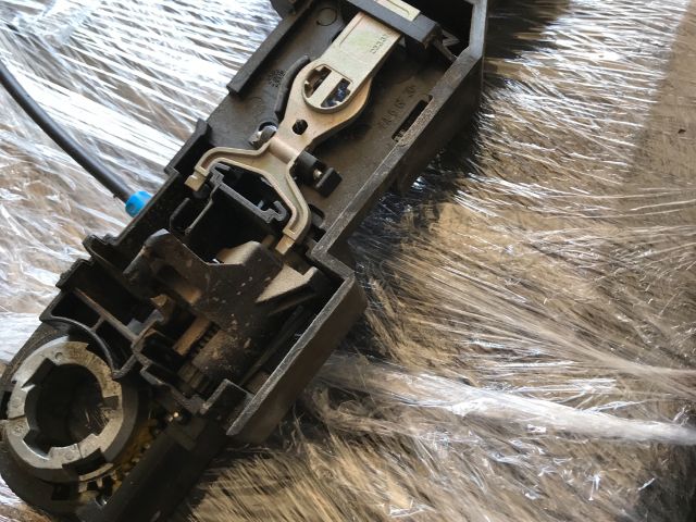 bontott RENAULT KANGOO Csomagtérajtó Zárszerkezet