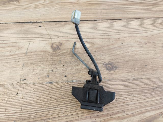 bontott RENAULT KANGOO Csomagtérajtó Zárszerkezet