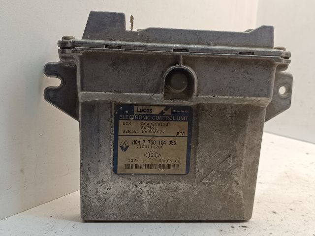 bontott RENAULT KANGOO Motorvezérlő