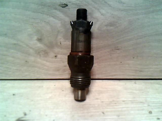 bontott RENAULT KANGOO Porlasztó (1 db)