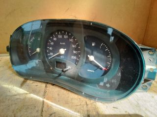 bontott RENAULT KANGOO Kilométeróra