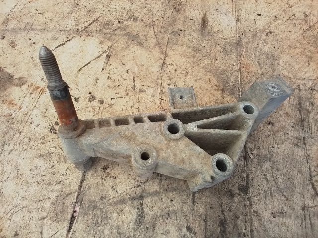 bontott RENAULT KANGOO Motor Tartó Bak (Pozíciófüggetlen)