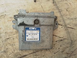 bontott RENAULT KANGOO Motorvezérlő