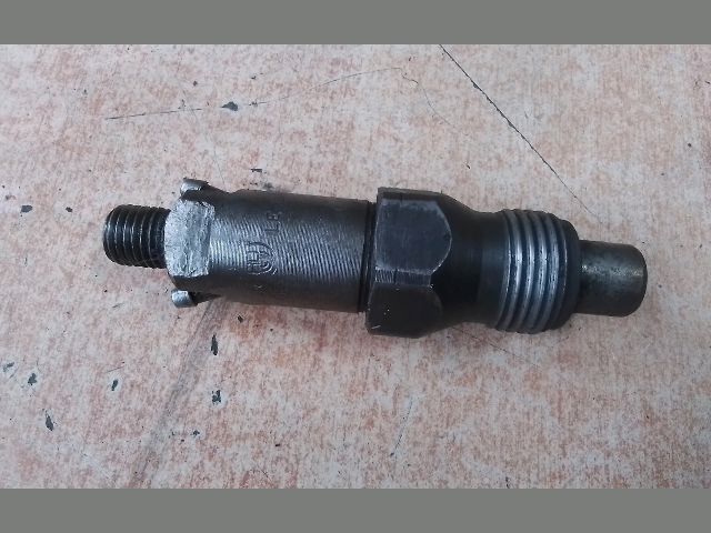 bontott RENAULT KANGOO Porlasztó (1 db)