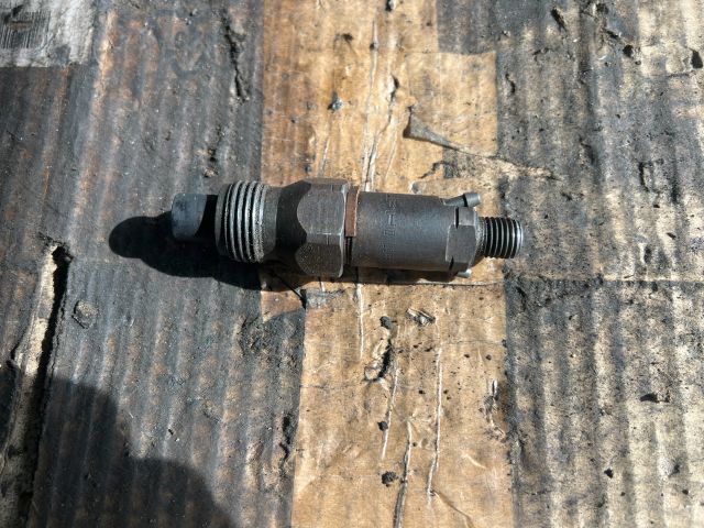 bontott RENAULT KANGOO Porlasztó (1 db)