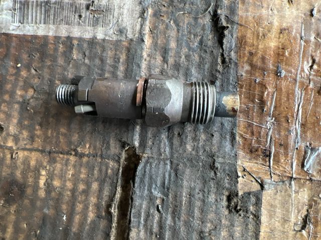 bontott RENAULT KANGOO Porlasztó (1 db)