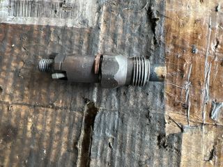 bontott RENAULT KANGOO Porlasztó (1 db)