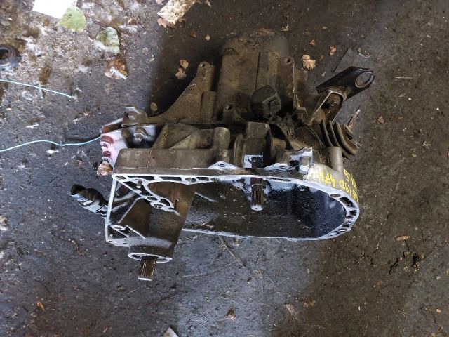 bontott RENAULT KANGOO Váltó (Mechanikus)