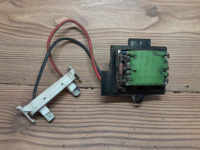 bontott RENAULT KANGOO Előtét Ellenállás Fűtőmotor