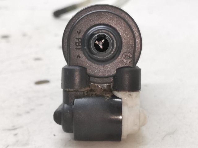 bontott RENAULT KANGOO Első Ablakmosó Szivattyú