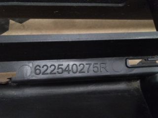 bontott RENAULT KANGOO Első Lökhárító Alsó Középső Díszrács