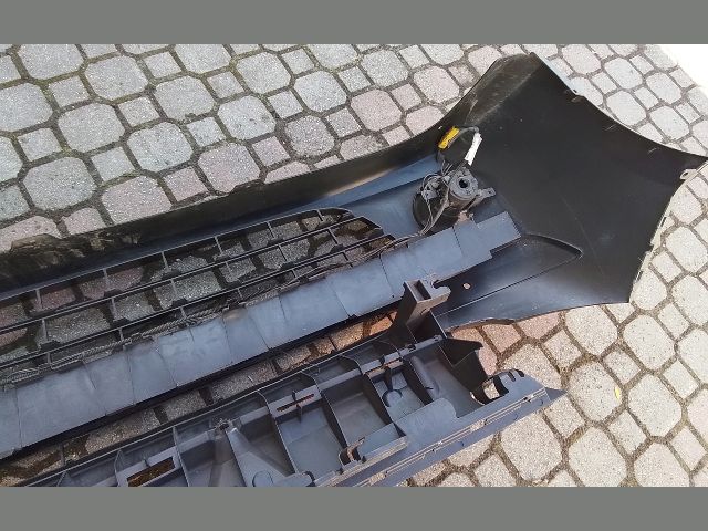 bontott RENAULT KANGOO Első Lökhárító (Részeivel)