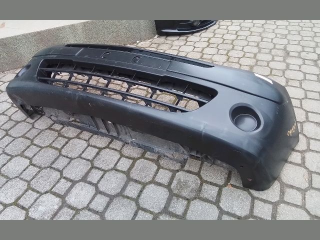 bontott RENAULT KANGOO Első Lökhárító (Részeivel)