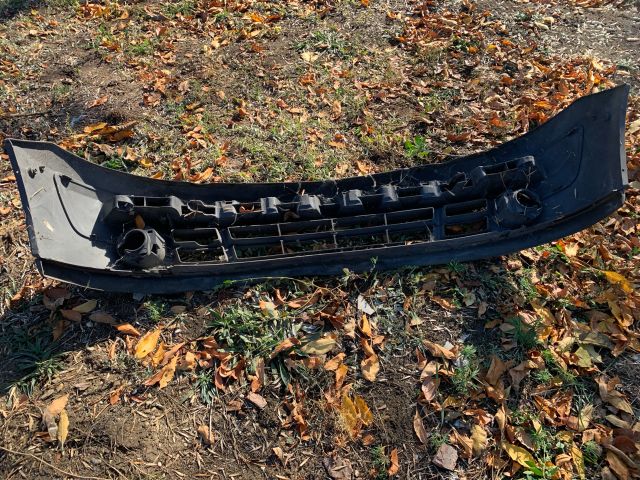 bontott RENAULT KANGOO Első Lökhárító (Üresen)