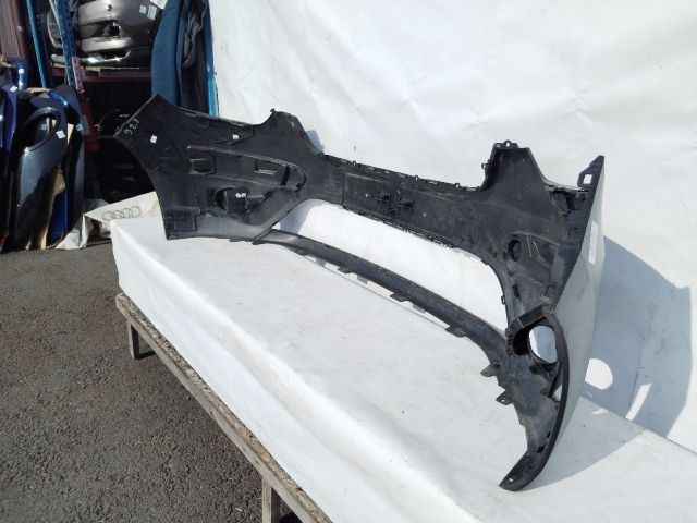 bontott RENAULT KANGOO Első Lökhárító (Üresen)