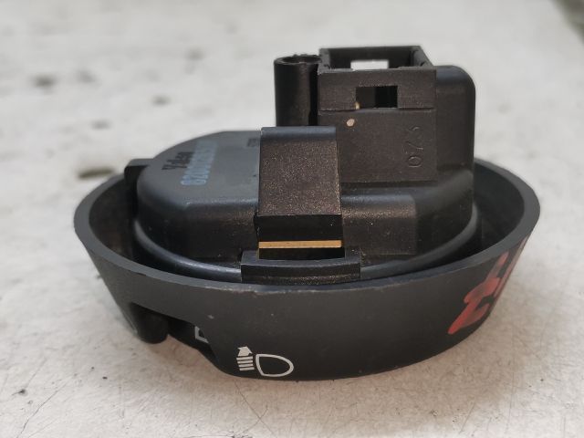 bontott RENAULT KANGOO Fényszórómagasság Állító Kapcsoló