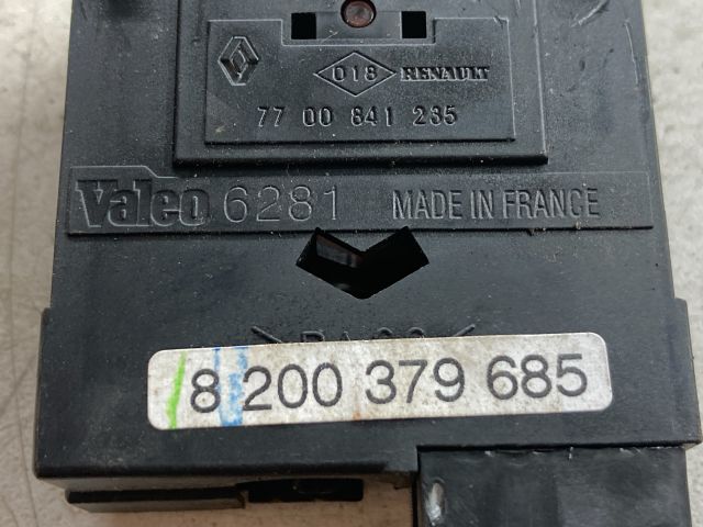 bontott RENAULT KANGOO Fényszórómagasság Állító Kapcsoló