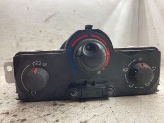 bontott RENAULT KANGOO Fűtéskapcsoló (manuális klímás)