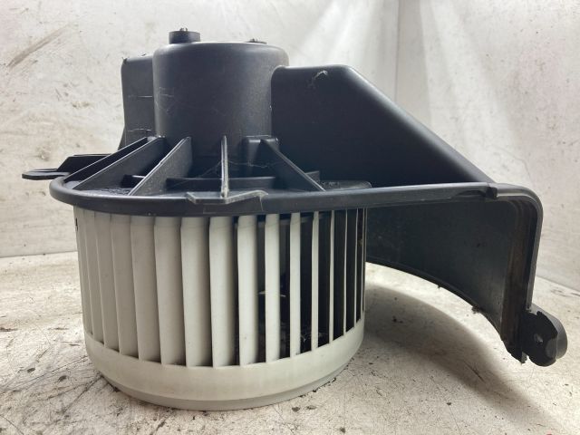 bontott RENAULT KANGOO Fűtőmotor (Klímás)