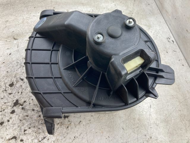 bontott RENAULT KANGOO Fűtőmotor (Klímás)