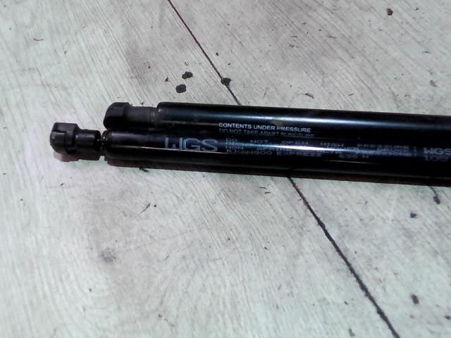 bontott RENAULT KANGOO Gázrugós Kitámasztó Teleszkóp Pár Csomagtérajtó