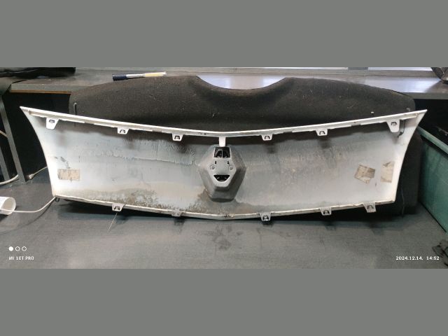 bontott RENAULT KANGOO Hűtőrács