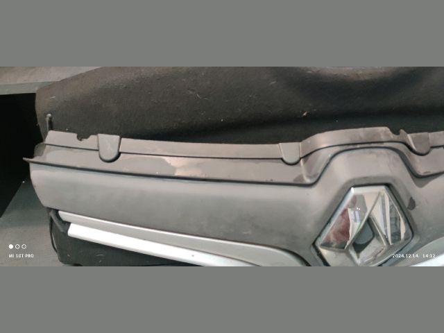 bontott RENAULT KANGOO Hűtőrács