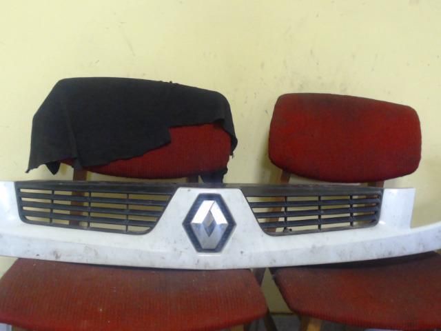 bontott RENAULT KANGOO Hűtőrács