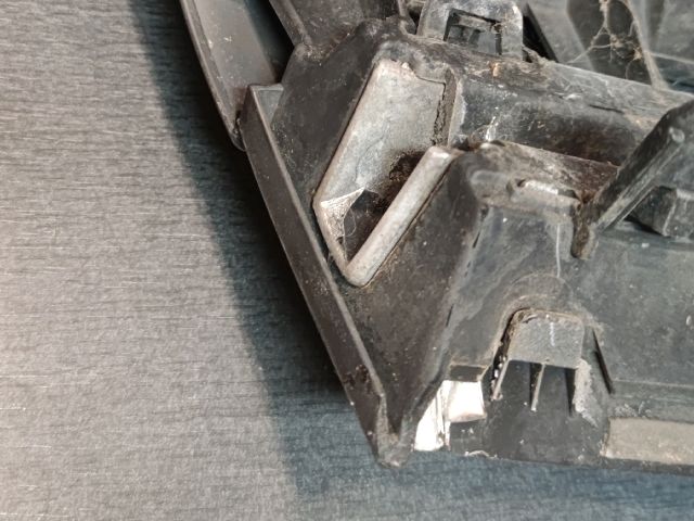 bontott RENAULT KANGOO Hűtőrács