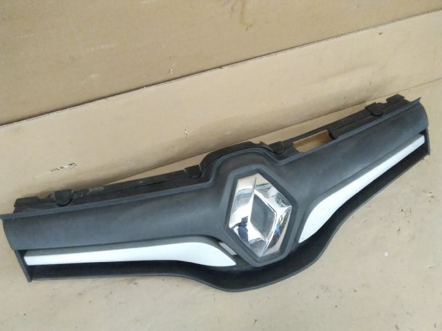 bontott RENAULT KANGOO Hűtőrács