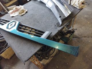 bontott RENAULT KANGOO Hűtőrács