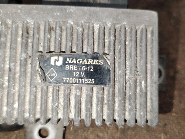 bontott RENAULT KANGOO Izzító Relé