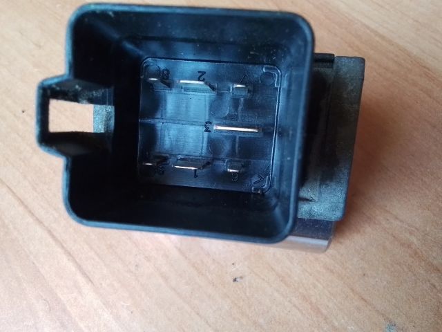 bontott RENAULT KANGOO Izzító Relé