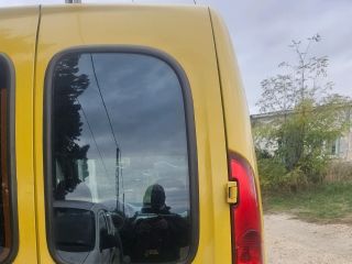 bontott RENAULT KANGOO Jobb Csomagtérajtó (Részeivel)