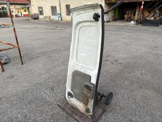 bontott RENAULT KANGOO Jobb Csomagtérajtó (Részeivel)