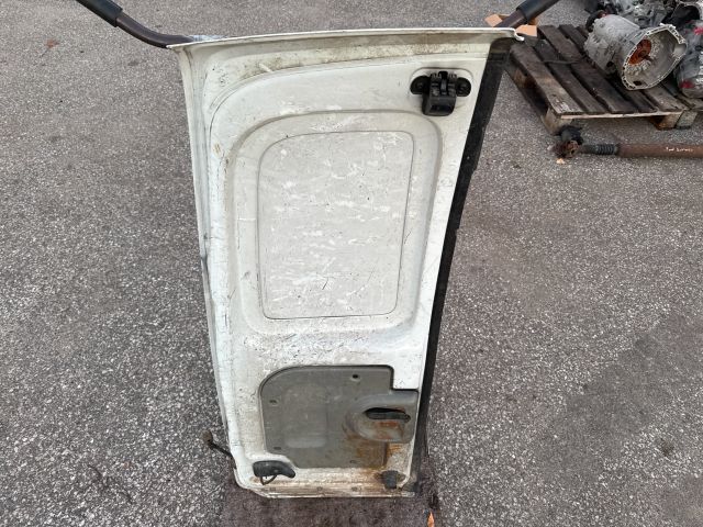 bontott RENAULT KANGOO Jobb Csomagtérajtó (Részeivel)