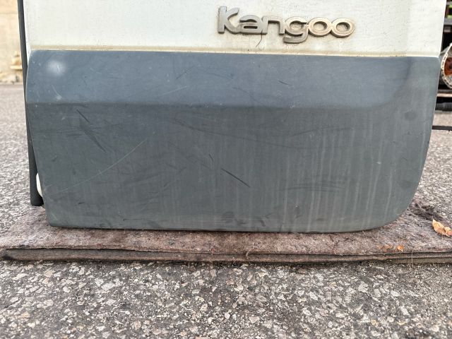 bontott RENAULT KANGOO Jobb Csomagtérajtó (Részeivel)